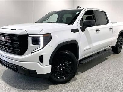 Used 2024 GMC Sierra 1500 Pro w/ Graphite Edition