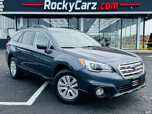 Used 2017 Subaru Outback 2.5i Premium AWD/4WD image 1