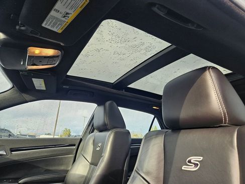 Used 2023 Chrysler 300 S image 26