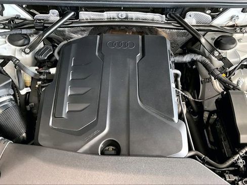 Used 2025 Audi Q5 Premium w/ Convenience Package AWD/4WD image 31