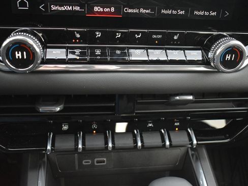 New 2026 GMC Canyon Elevation w/ Convenience Package image 29