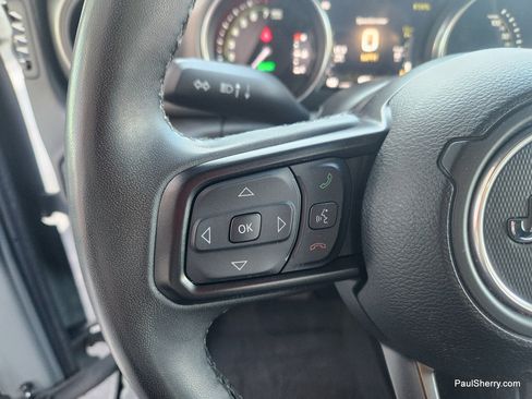 Used 2023 Jeep Wrangler Unlimited w/ Sun & Screen Package AWD/4WD image 34