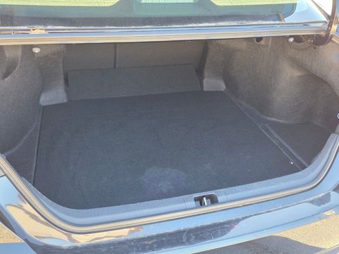Used 2025 Toyota Camry SE image 12