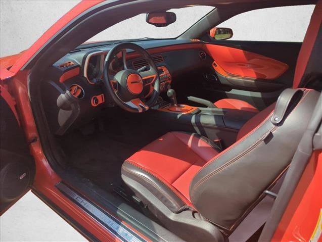Used 2011 Chevrolet Camaro SS w/ Interior Accent Trim Package RWD image 8