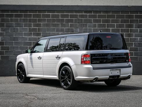Used 2016 Ford Flex Limited w/ Limited Appearance Package AWD/4WD image 4