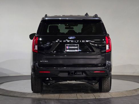 New 2026 Ford Expedition Active image 10