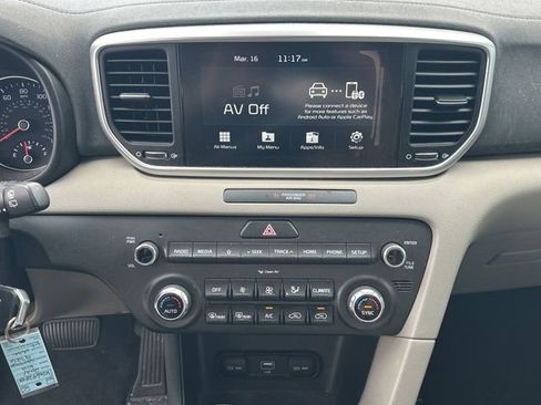 Certified 2021 Kia Sportage LX w/ LX Fwd Popular Package image 19