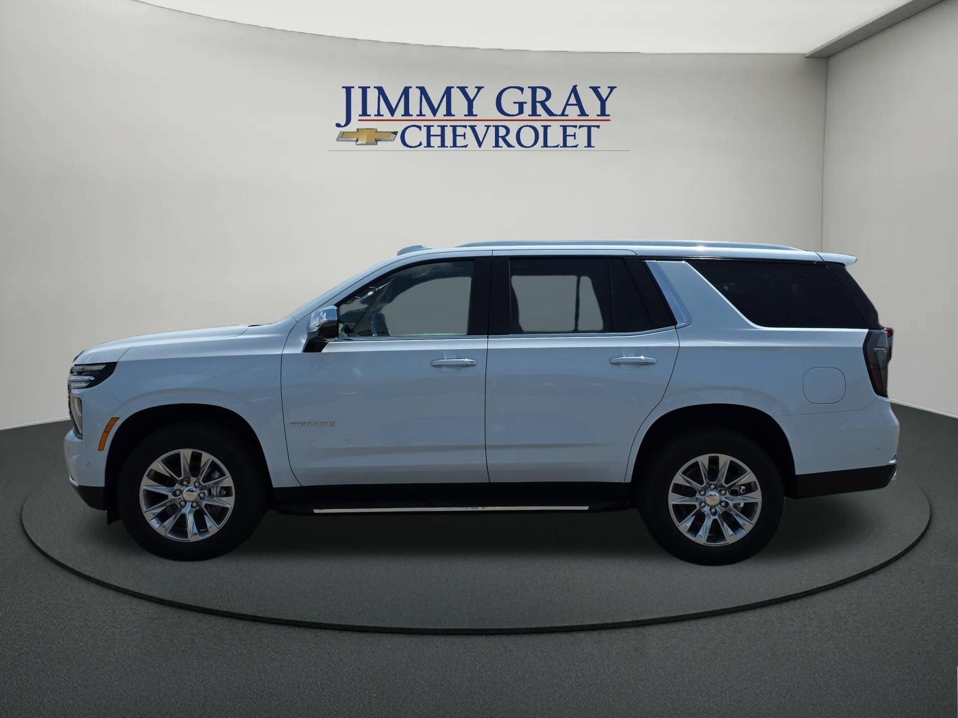 New 2026 Chevrolet Tahoe Premier w/ Sun And Tow Package AWD/4WD image 2