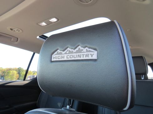 Certified 2020 Chevrolet Traverse High Country image 21