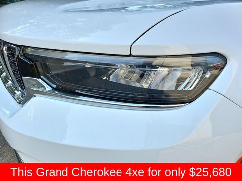 Used 2024 Jeep Grand Cherokee Limited 4xe AWD/4WD image 13