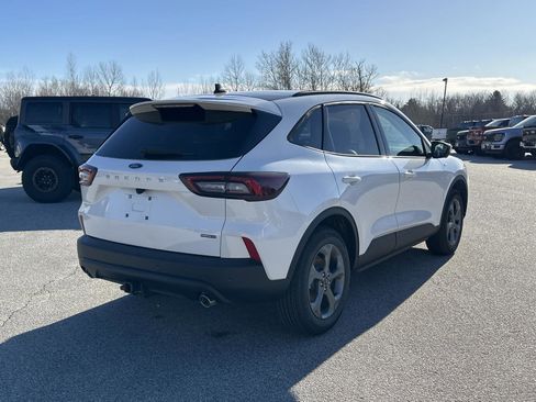 New 2025 Ford Escape ST-Line Select w/ Tech Pack #2 AWD/4WD image 4