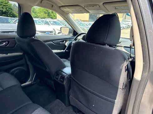 Used 2020 Nissan Rogue SV AWD/4WD image 21