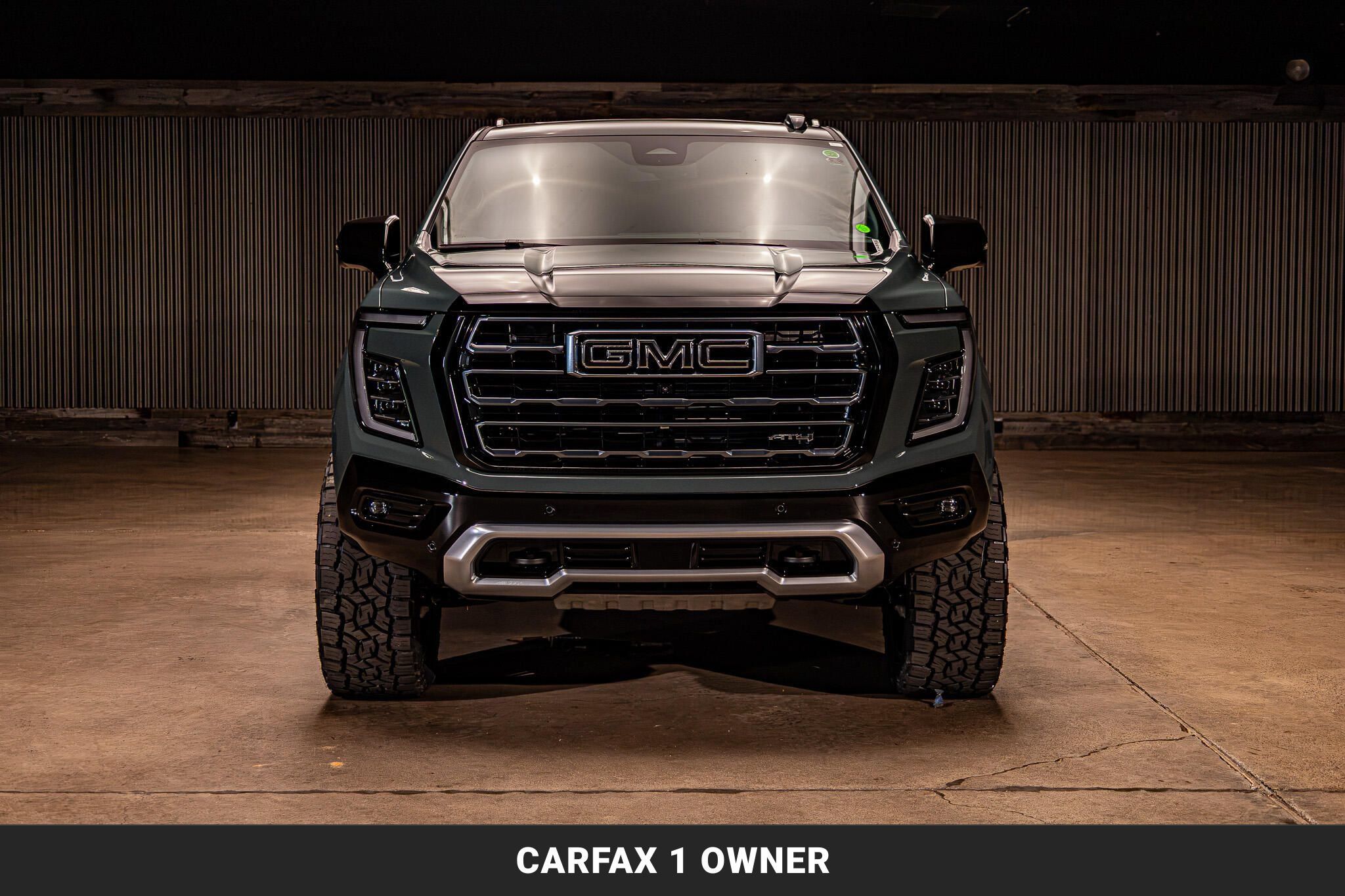 Used 2026 GMC Yukon AT4 w/ LPO, Floor Liner Package AWD/4WD image 4