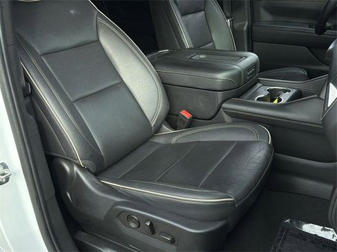 Used 2023 Chevrolet Tahoe Premier image 34