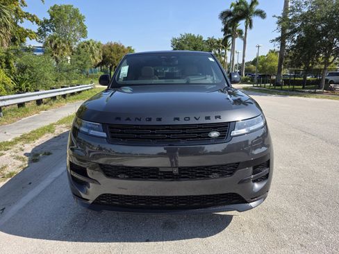 New 2026 Land Rover Range Rover Sport Dynamic SE AWD/4WD image 8