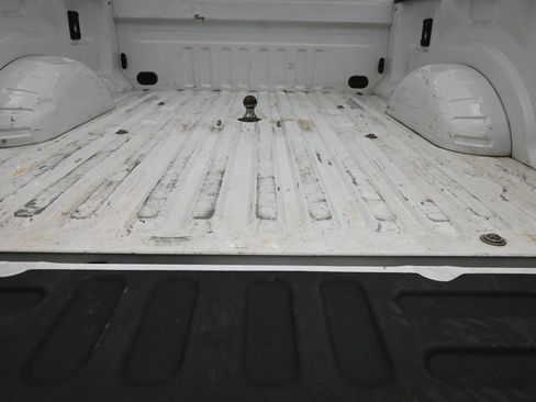 Used 2018 Ford F350 XLT image 10