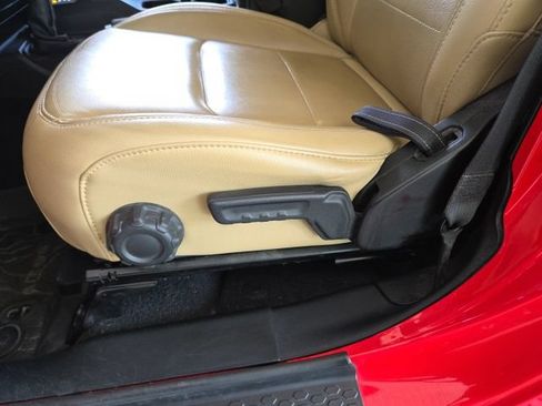 Used 2019 Jeep Wrangler Unlimited Sahara w/ Dual Top Group AWD/4WD image 42