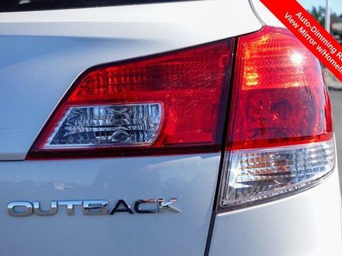 Used 2014 Subaru Outback 2.5i Limited w/ Moonroof Package image 7