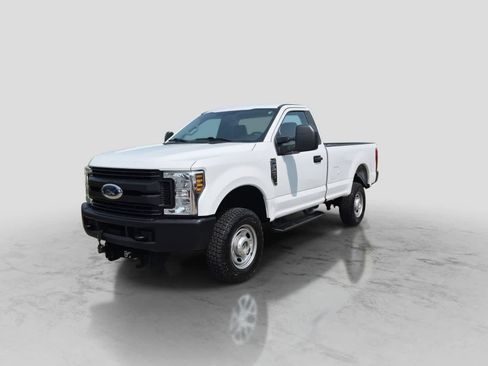 Used 2019 Ford F250 XL w/ Snow Plow Prep Package AWD/4WD image 4
