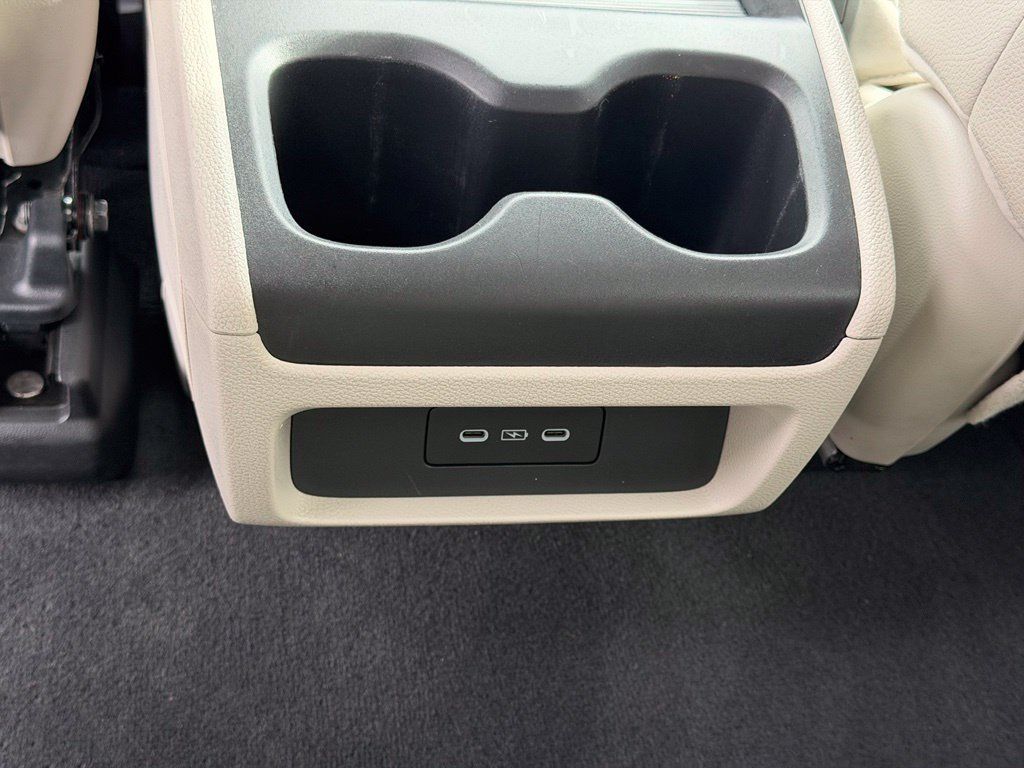 Used 2025 Honda Odyssey EX-L image 19