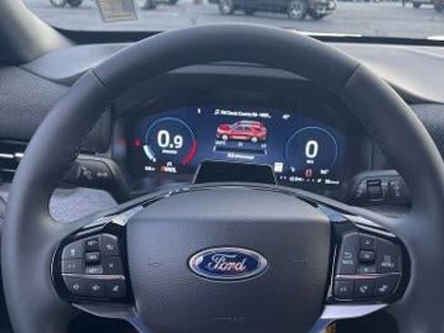 New 2026 Ford Explorer Platinum image 14