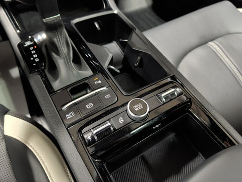 Used 2025 Kia K5 GT-Line w/ GT-Line Premium Package image 12