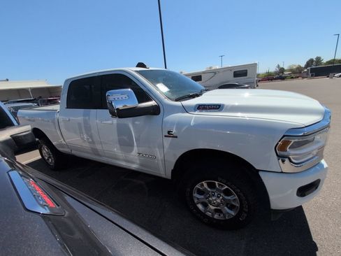 Used 2024 RAM 2500 Laramie w/ Safety Group AWD/4WD image 6
