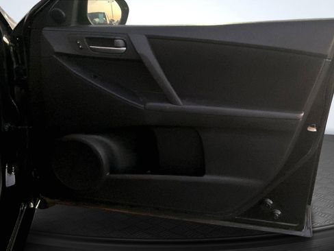 Used 2010 MAZDA MAZDA3 i Touring image 22