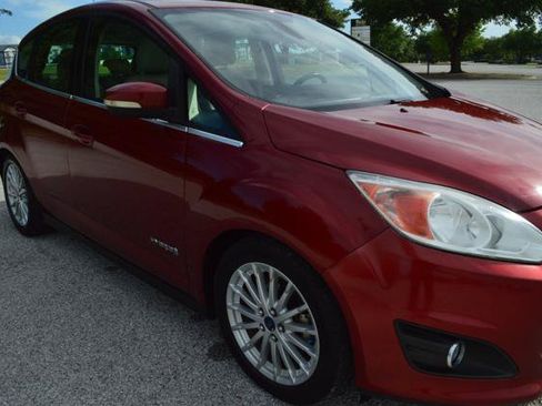 Used 2013 Ford C-MAX SEL FWD image 3