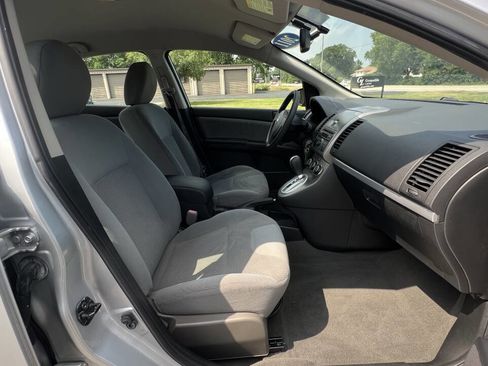 Used 2011 Nissan Sentra 2.0 image 22
