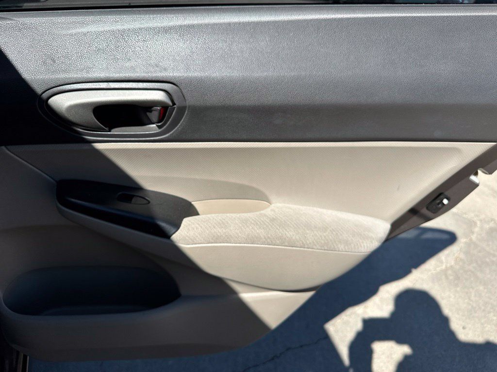 Used 2010 Honda Civic LX image 25