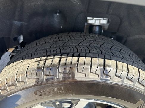 Certified 2025 Jeep Grand Cherokee Limited RWD image 11