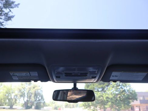 Used 2014 Toyota Highlander Limited FWD image 30