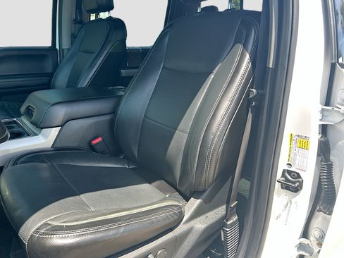 Used 2017 Ford F250 Lariat w/ Lariat Ultimate Package AWD/4WD image 22