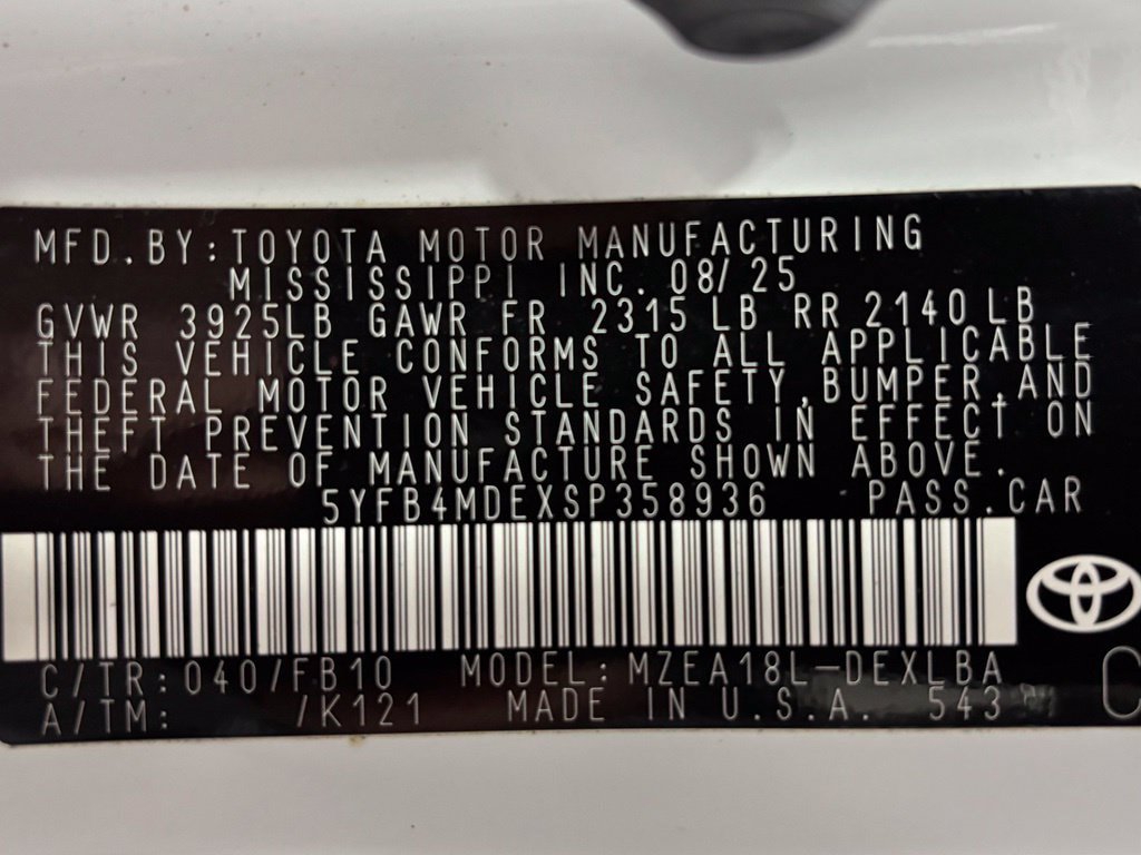 Used 2025 Toyota Corolla LE FWD image 11