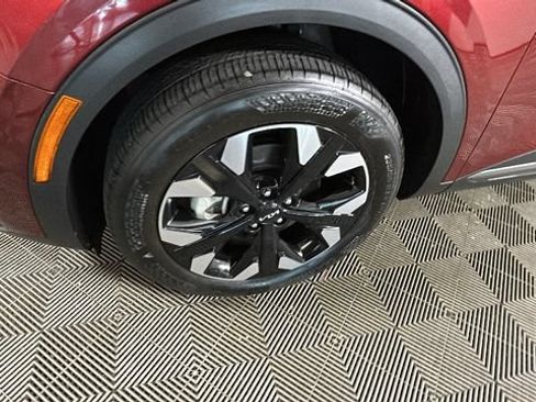 Used 2024 Kia Sportage X-Line w/ X-Line Premium Package AWD/4WD image 9
