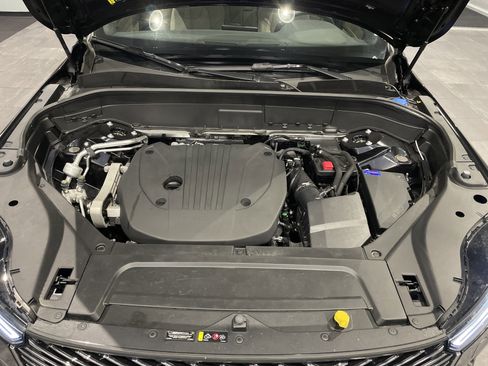 Used 2025 Volvo XC90 B5 Plus image 40