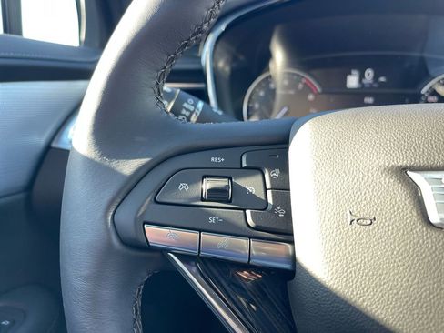 Used 2024 Cadillac XT6 Premium Luxury image 17