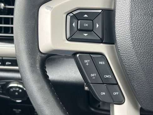 Used 2019 Ford F150 Lariat AWD/4WD image 39