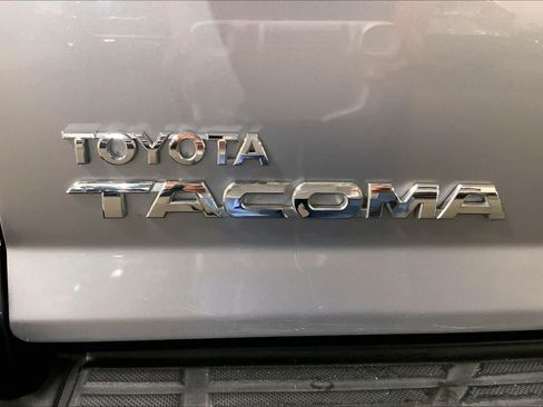 Used 2015 Toyota Tacoma 4x4 Double Cab w/ SR5 Package image 30