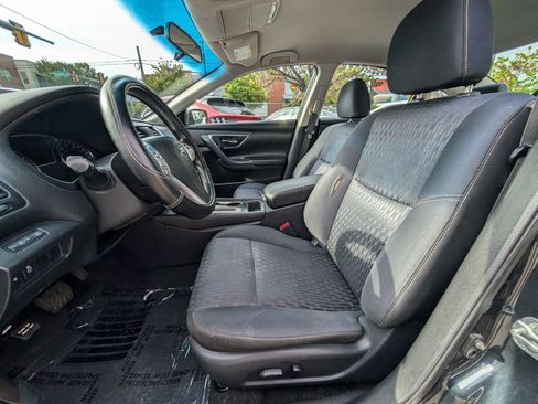 Used 2017 Nissan Altima 2.5 S w/ Power Driver Seat Package FWD image 15