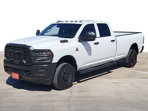 New 2026 RAM 2500 Tradesman AWD/4WD image 1