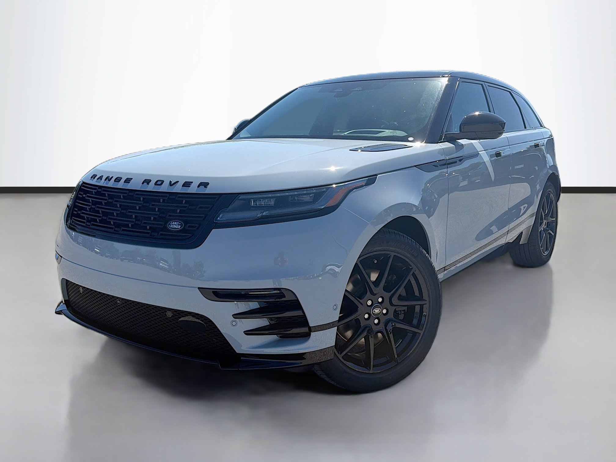 New 2026 Land Rover Range Rover Velar Dynamic SE AWD/4WD image 1