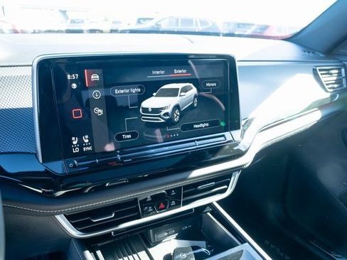 New 2026 Volkswagen Atlas Cross Sport SEL Premium R-Line image 19