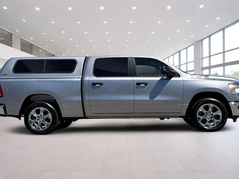 Used 2023 RAM 1500 Big Horn AWD/4WD image 3