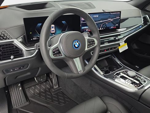 New 2026 BMW X5 xDrive50e w/ M Sport Package AWD/4WD image 16