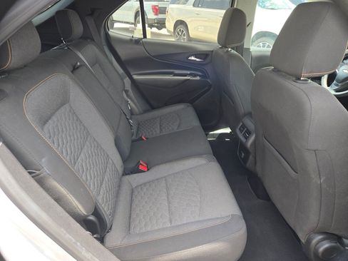 Used 2018 Chevrolet Equinox LT FWD image 22