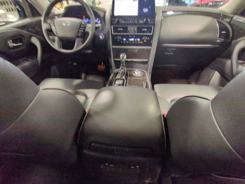 Used 2024 INFINITI QX80 Luxe w/ Cargo Package image 27