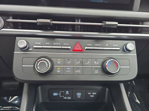 New 2026 Hyundai Tucson SE image 18