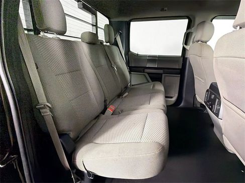 Used 2019 Ford F250 XLT w/ XLT Premium Package image 23